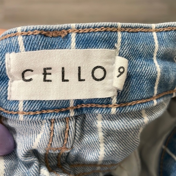 Striped Cello Skinny Jeans. Size 9 - Picture 3 of 3